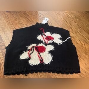 NWT Zara Vest with Flower Detail Large